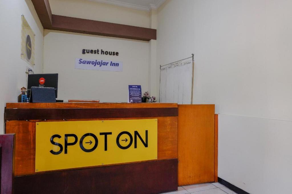 Sawojajar Inn Malang Kültér fotó
